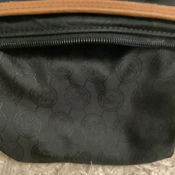 EUC Michael Kors Nylon Crossbody - Picture 8 of 13